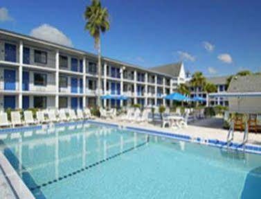 Claremont Kissimmee Hotel Celebration Exterior photo